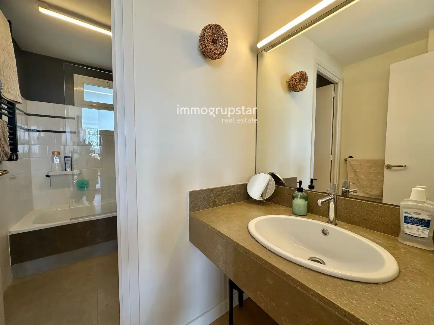 Bany de Apartament en venda en Castell d'Aro, Platja d'Aro i s'Agaró amb Calefacció, Parquet i Terrassa