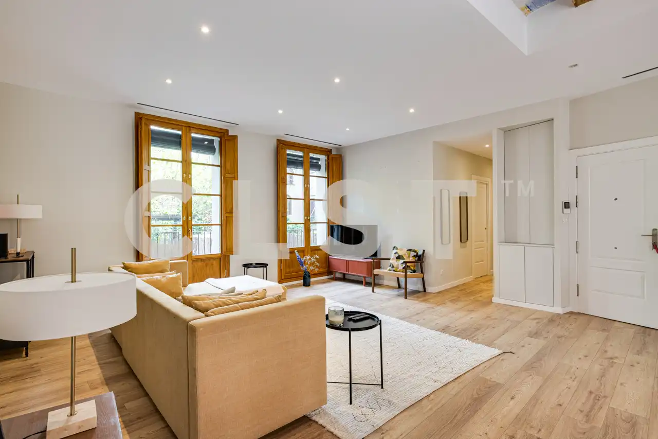 Apartament amb terrassa en venda a Carrer de Milans, imagen 2