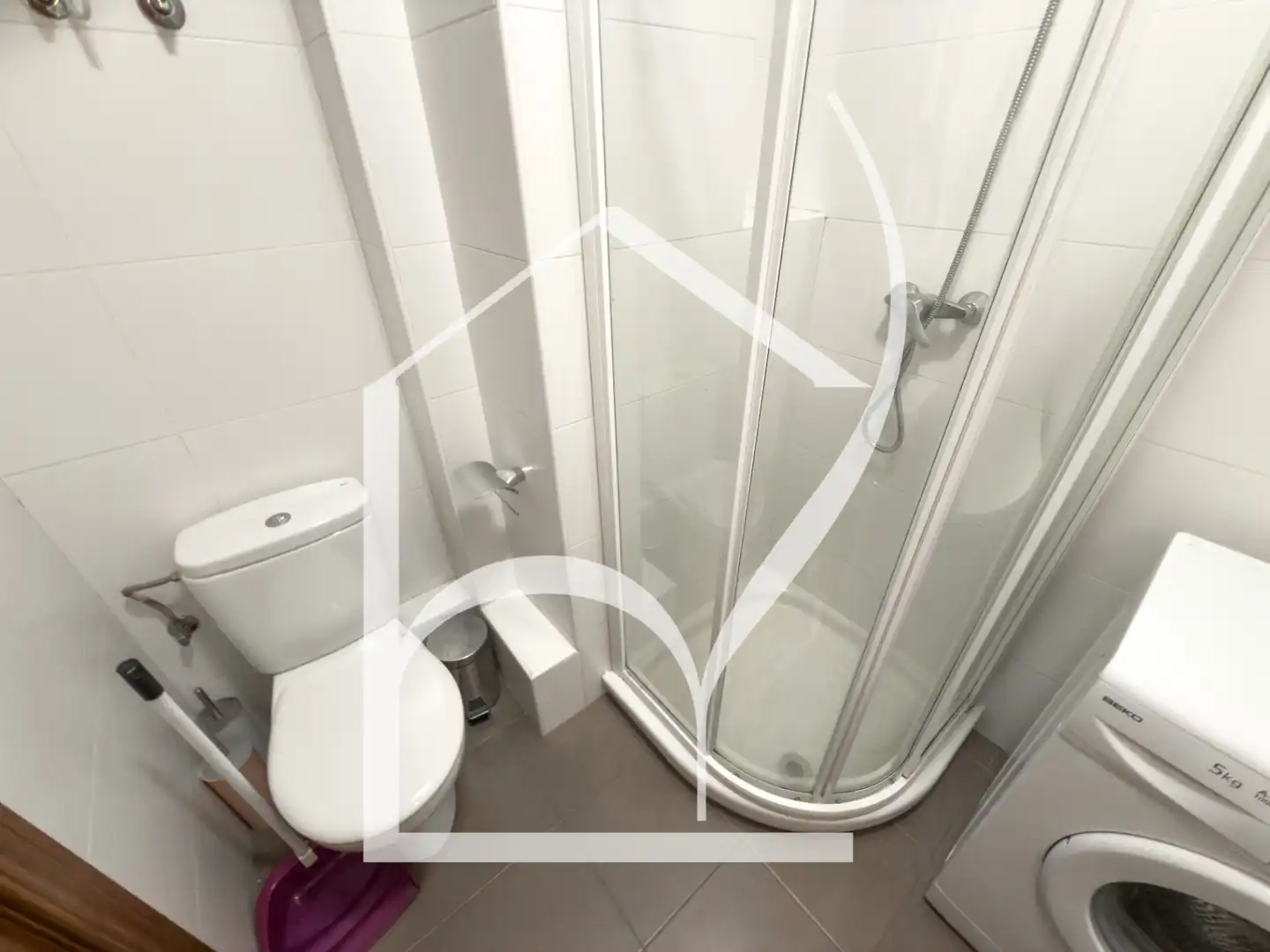 Baño de Apartamento de alquiler en Salamanca con Aire acondicionado, Calefacción y Amueblado