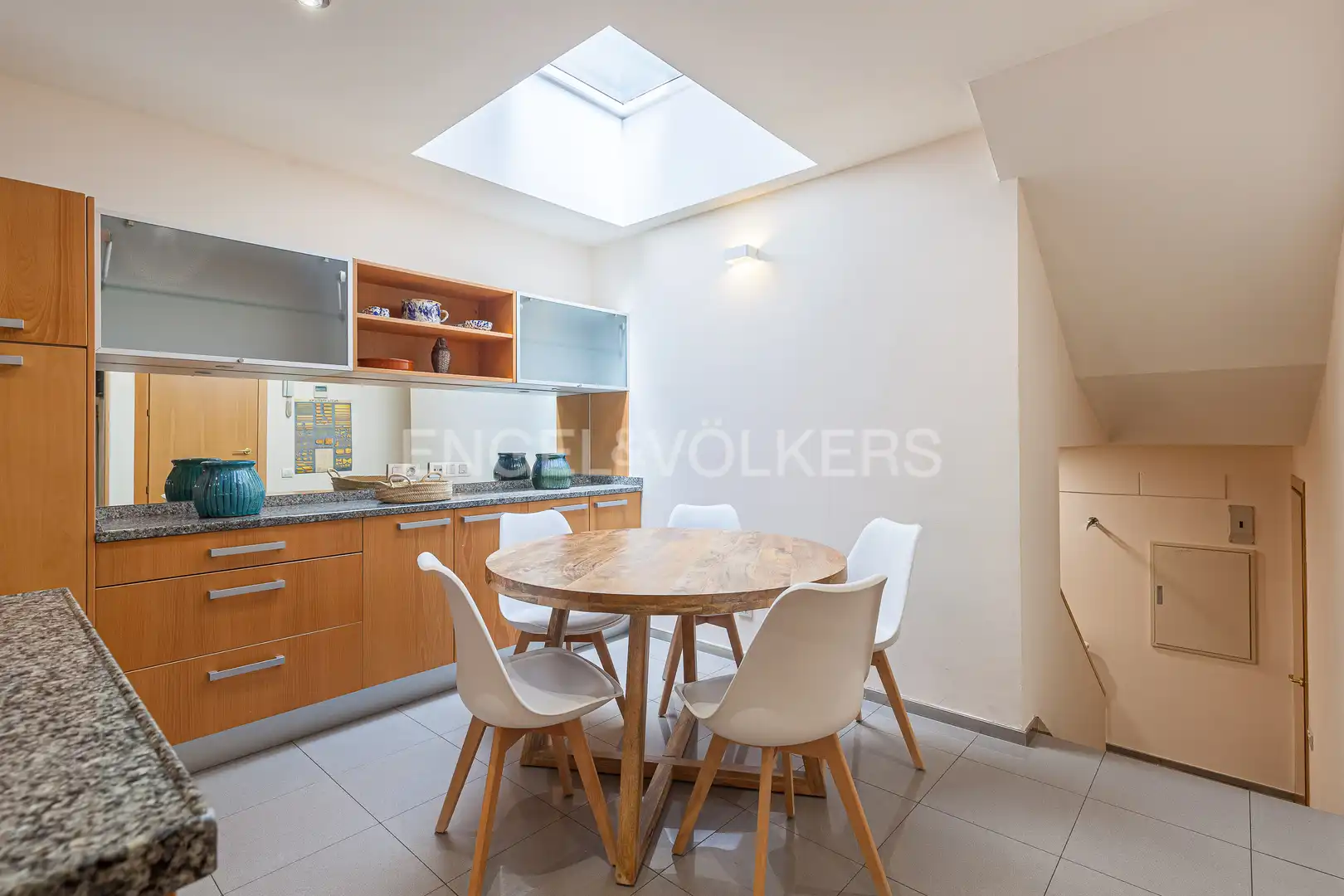 Cocina de Casa o chalet de alquiler en Pozuelo de Alarcón con Aire acondicionado, Calefacción y Jardín privado