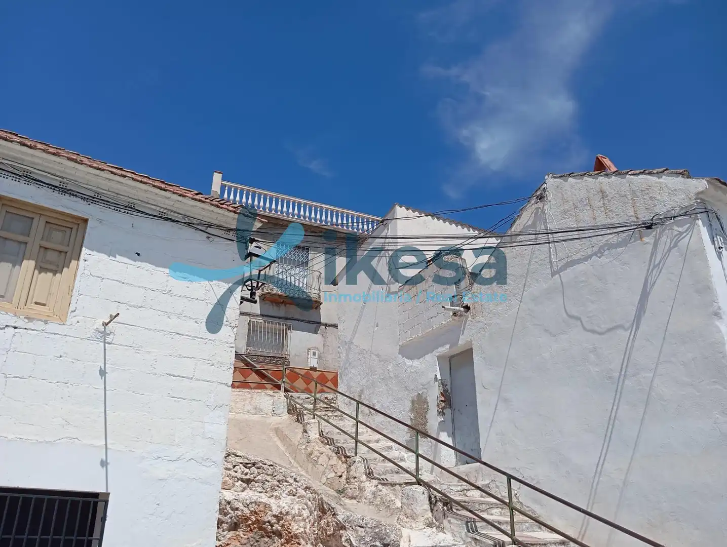 Vista exterior de Casa adosada en venta en Pinos Puente