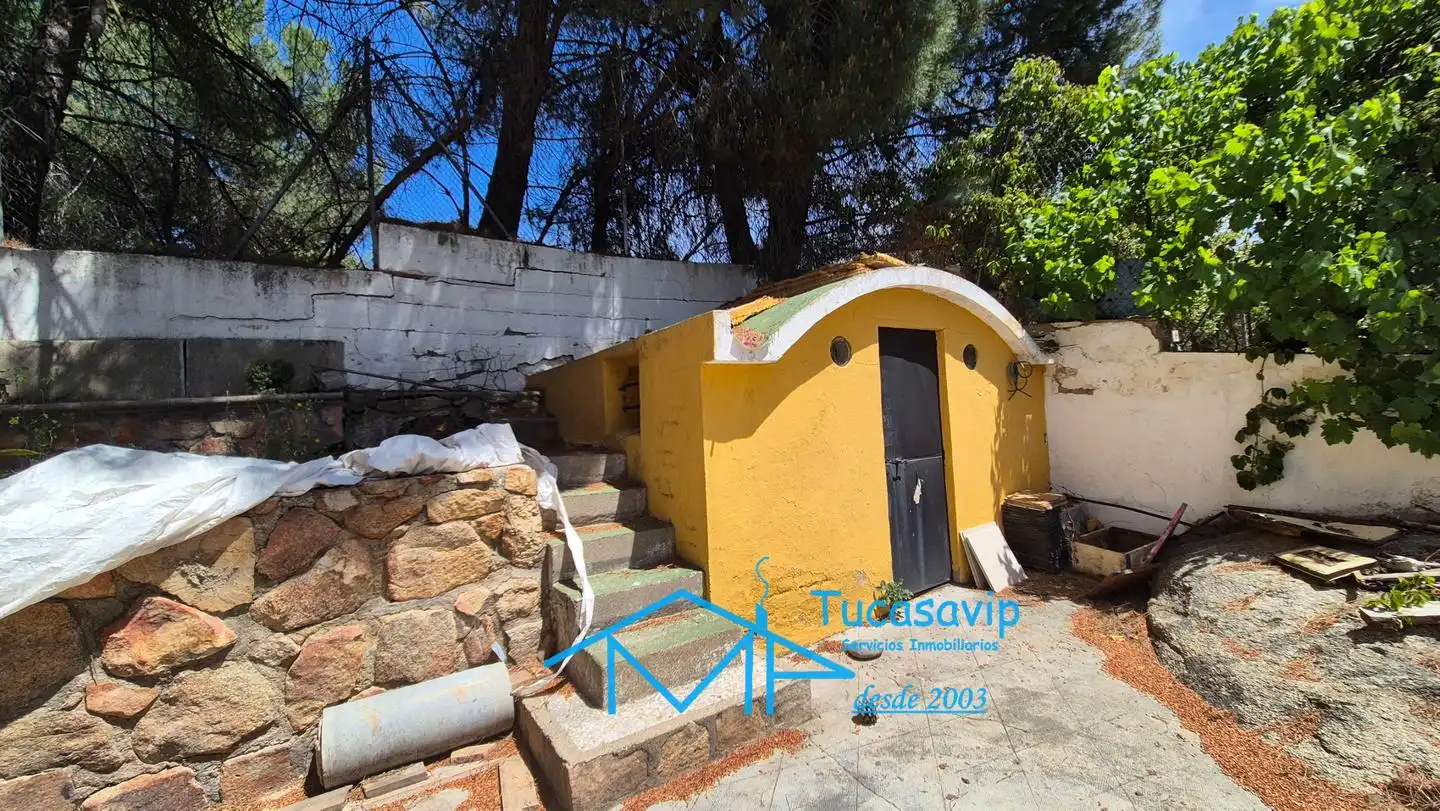 Vista exterior de Casa o chalet en venta en Pelayos de la Presa con Jardín privado, Terraza y Trastero