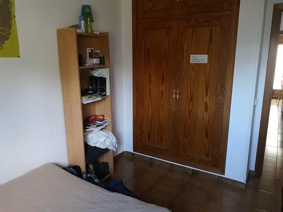 Habitación de Casa adosada en venta en Galapagar con Calefacción, Jardín privado y Terraza