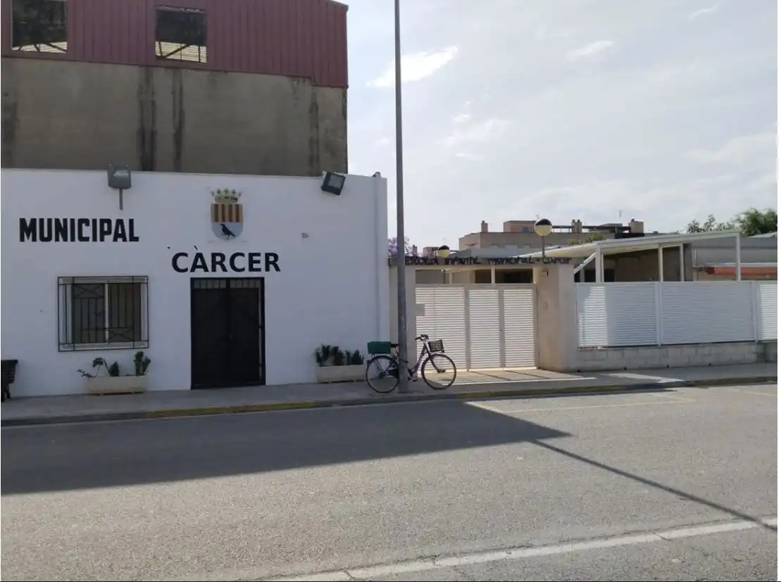 Residential land for sale in Avinguda la Vall Farta 36, imagen 5