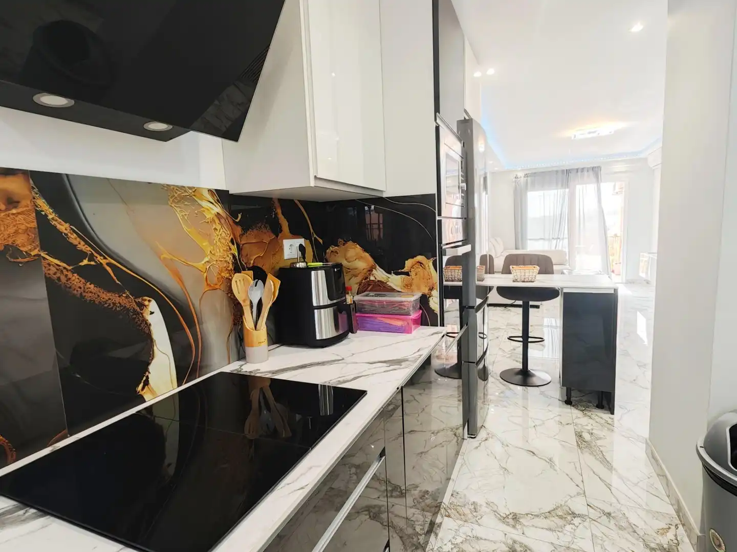 Kitchen of Ground floor for rent in Mijas  with Air Conditioner, Private garden and Terrace