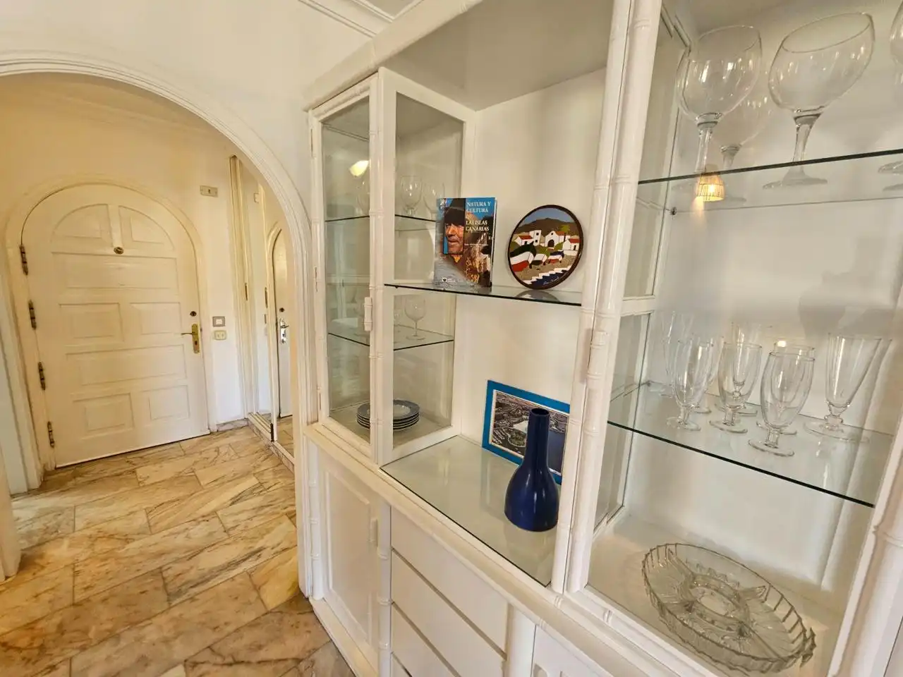 Ground floor for rent in Mogán  with Air Conditioner, Terrace and Furnished