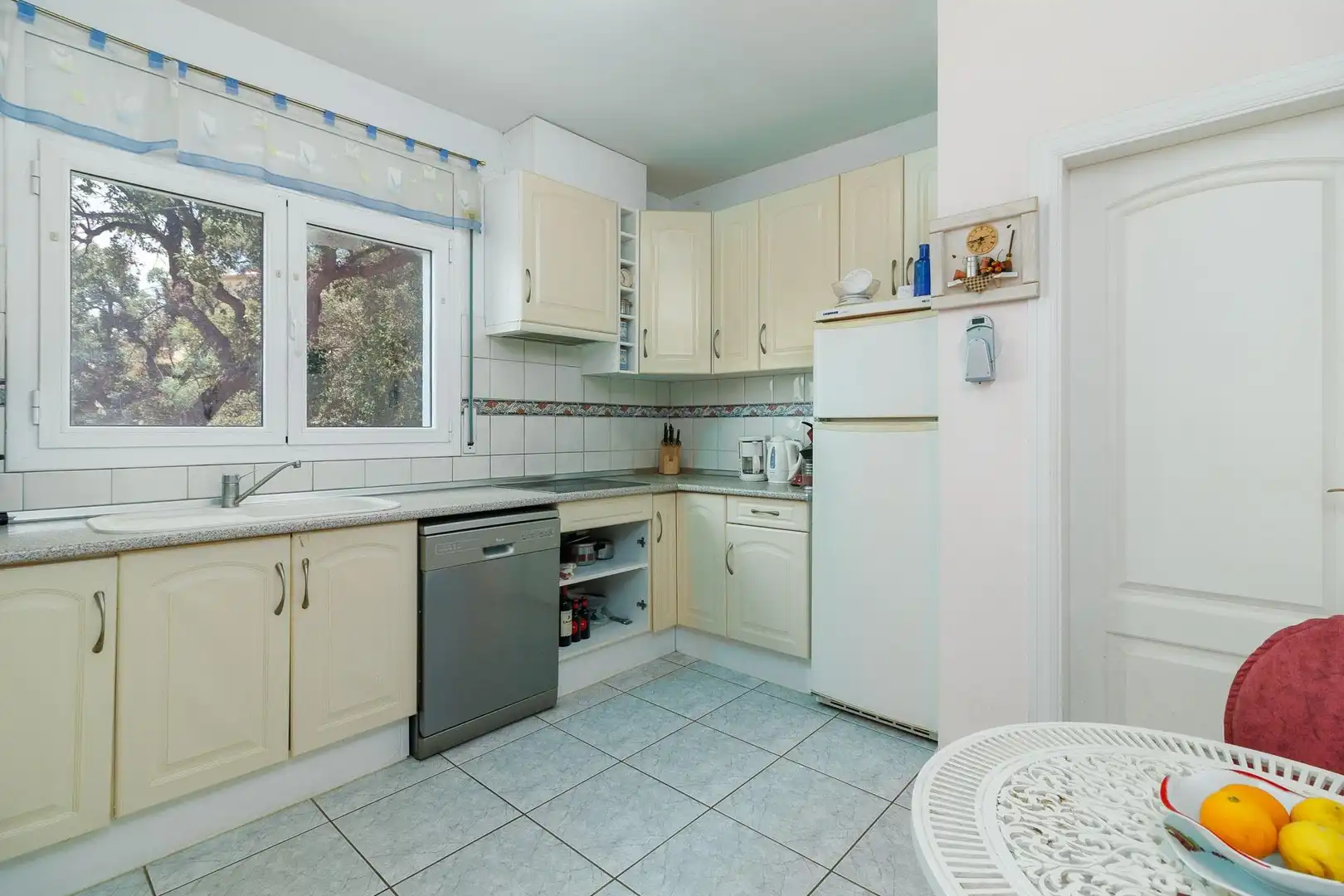 Cuina de Casa o xalet en venda en Roses amb Aire condicionat, Calefacció i Terrassa