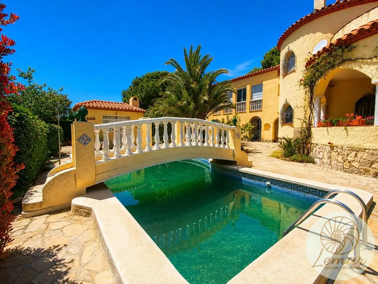 House with pool for sale in Constitució, imagen 2
