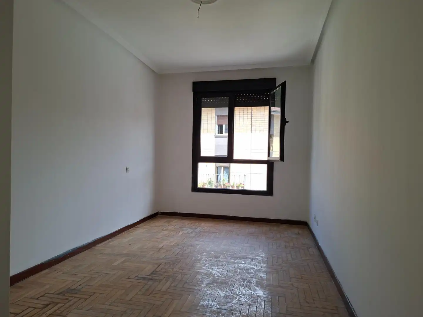 Habitación de Dúplex en venta en Laviana con Parquet y Trastero