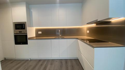 Foto 2 de Piso de alquiler en Carrer Sant Miquel, Eixample Sud – Migdia, Girona Capital