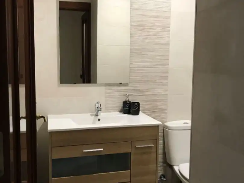 Bathroom of Flat for sale in Torredelcampo, Jaén
