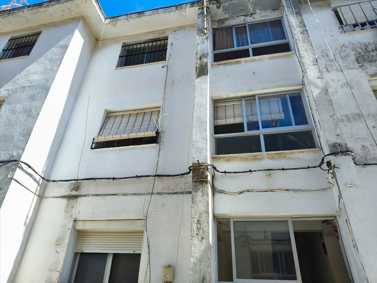 Vista exterior de Pis en venda en Algeciras