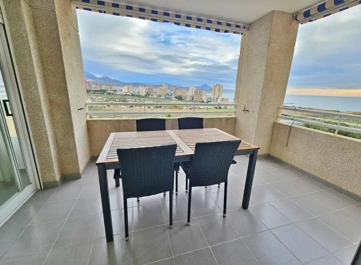 Terrace of Flat for sale in El Campello  with Air Conditioner, Terrace and Storage room