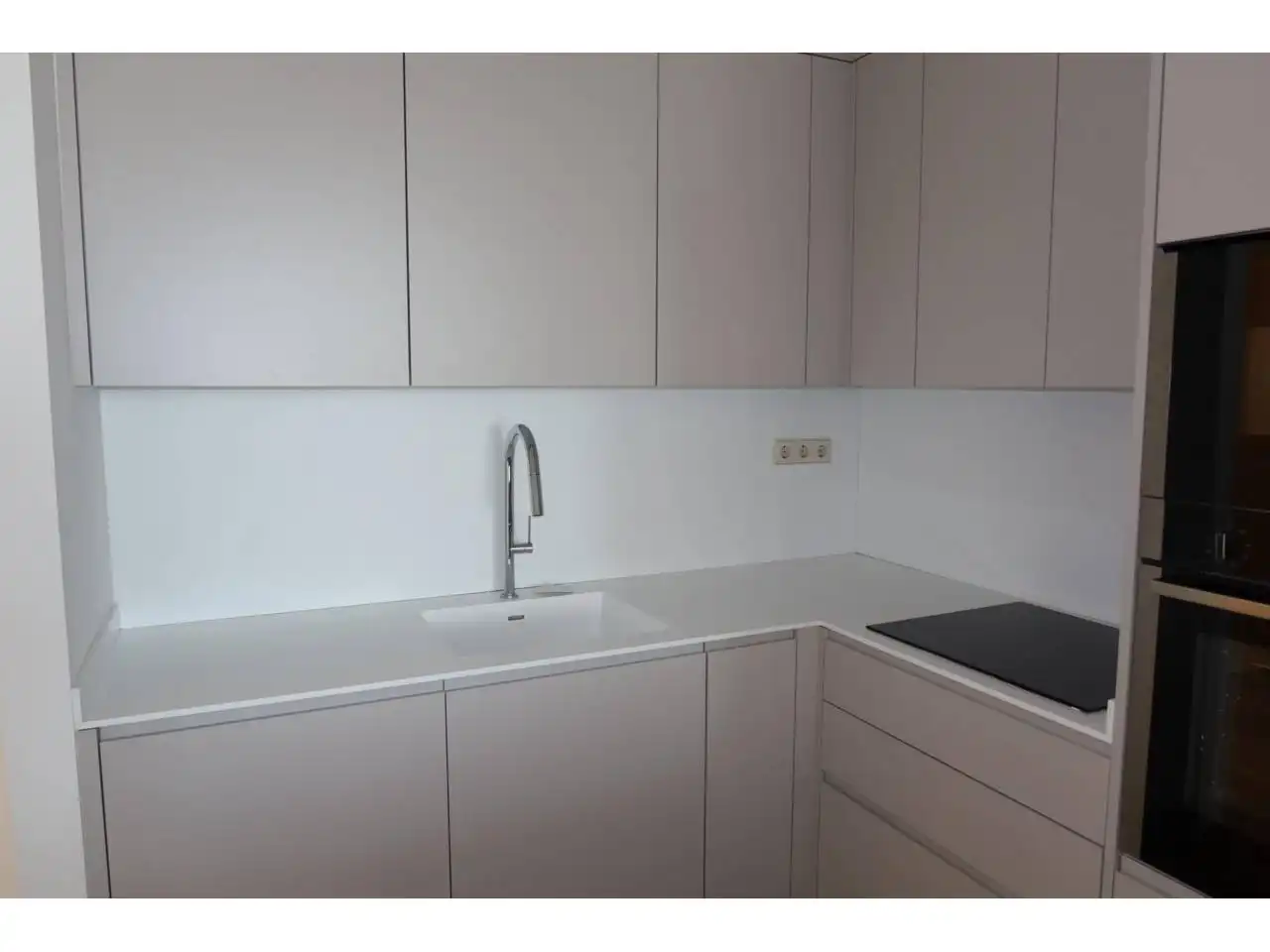 Küche von Wohnung zur Miete in Valencia mit Klimaanlage, Parkett und Balkon
