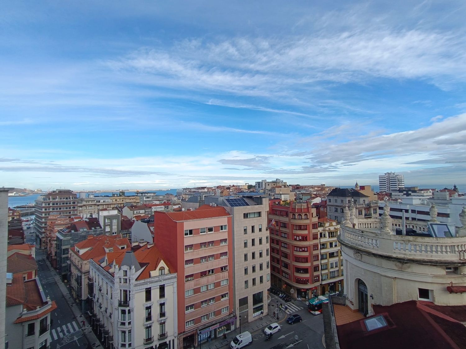 Vista exterior de Piso de alquiler en Gijón  con Calefacción, Terraza y Piscina