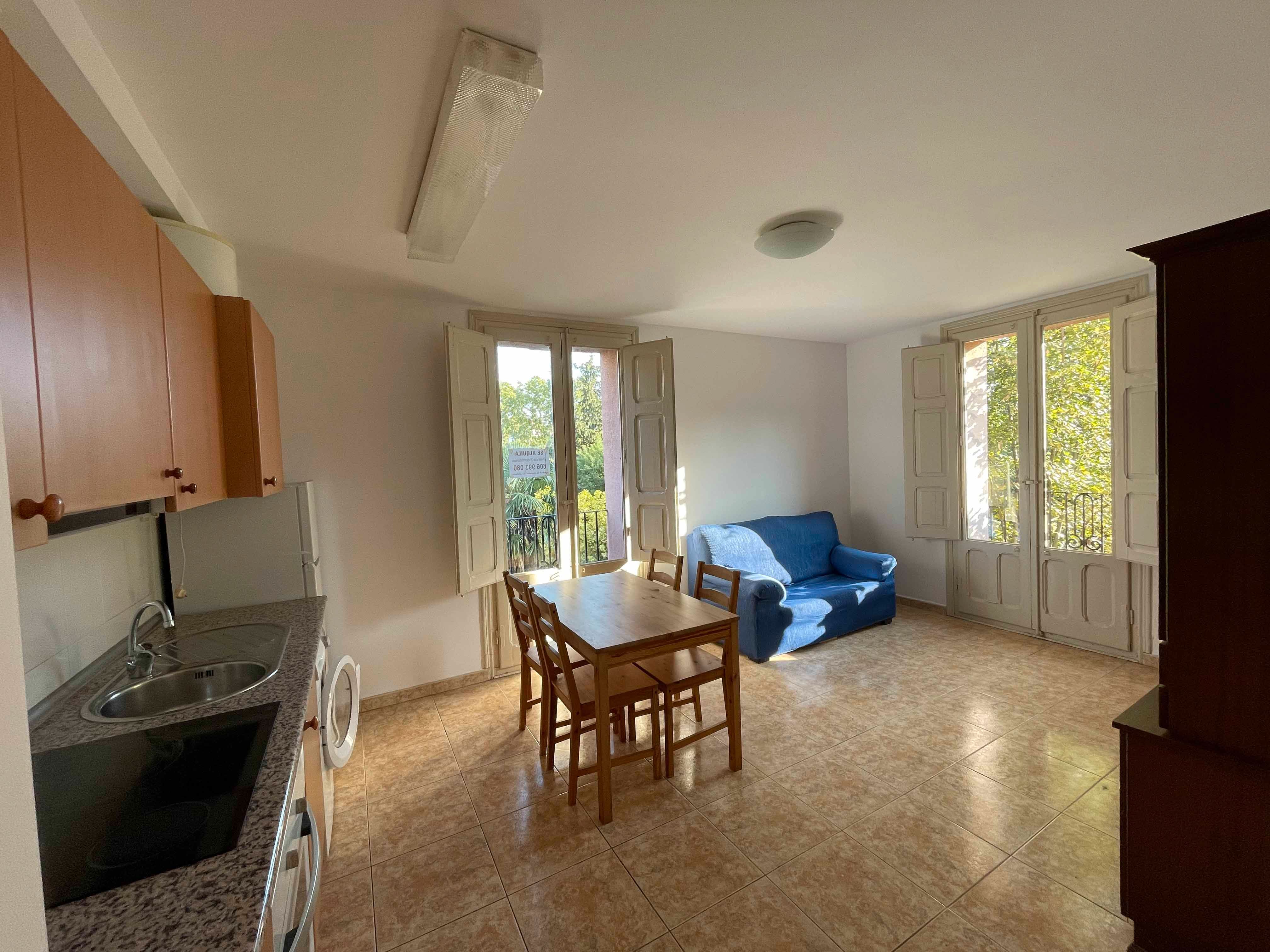 Living room of Flat to rent in  Huesca Capital  with Heating, Furnished and Oven