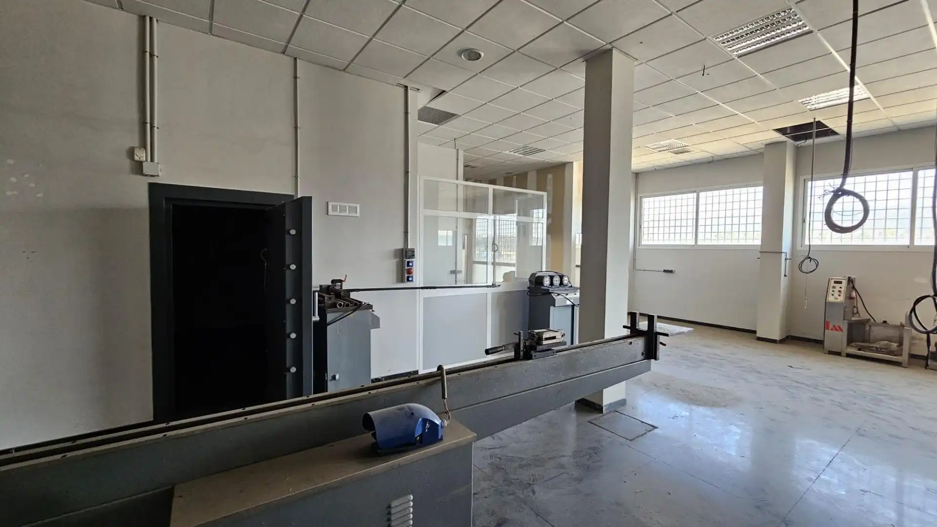 Nave industrial in vendita a Periurbano Oeste - Sierra, imagen 8