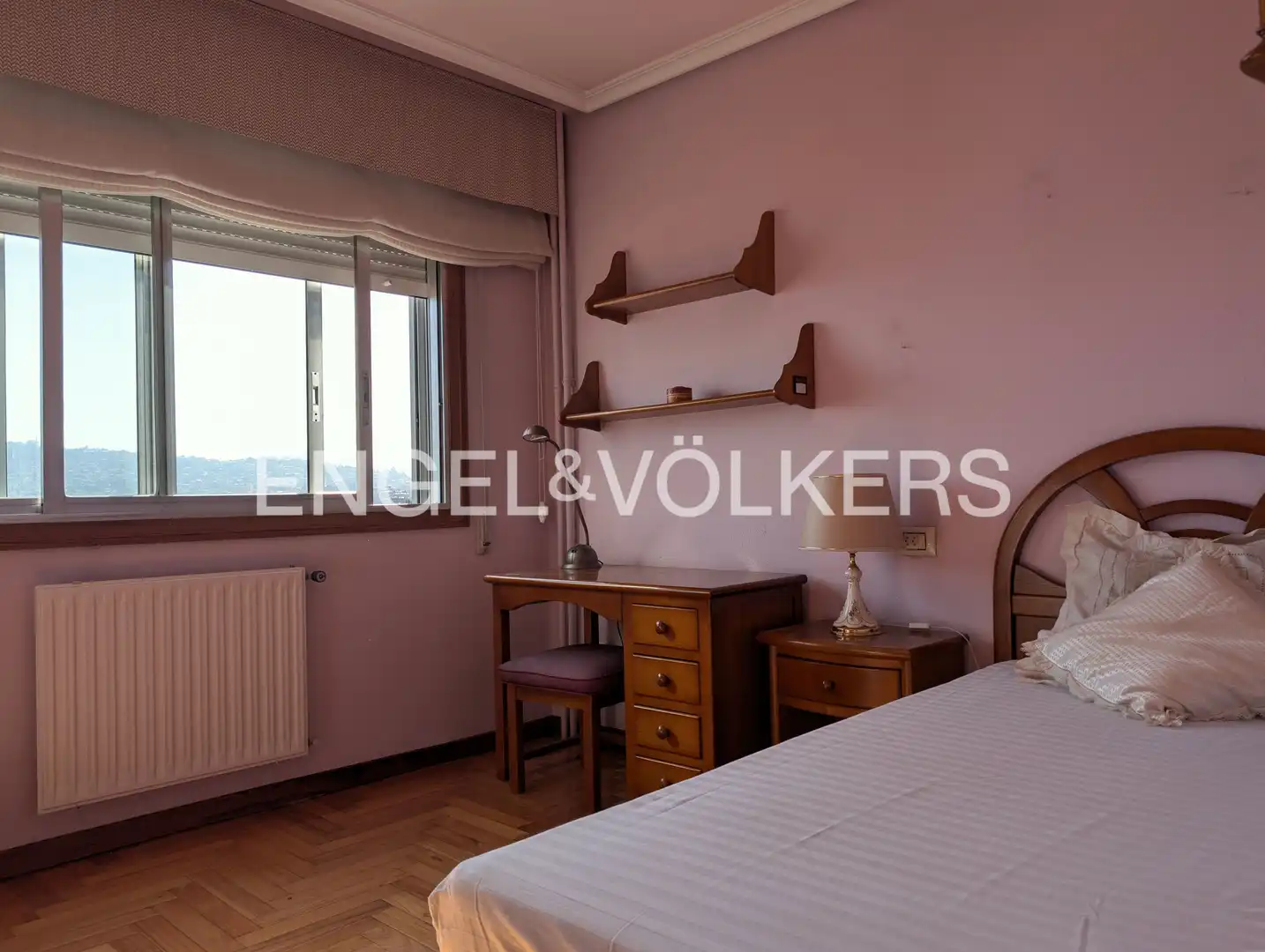 Habitación de Piso de alquiler en Vigo  con Calefacción