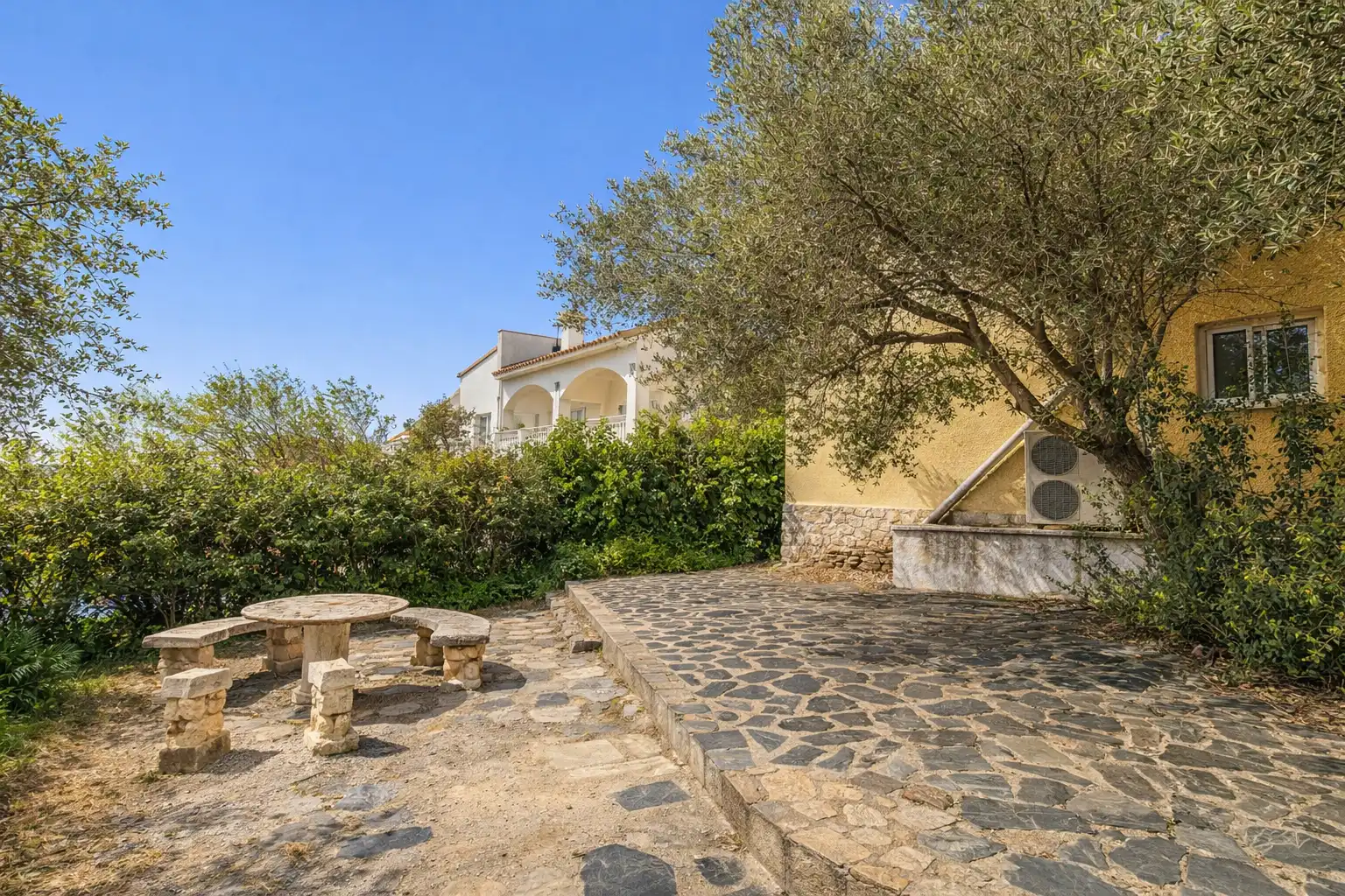 Vista exterior de Casa o xalet en venda en Roses amb Aire condicionat, Calefacció i Jardí privat