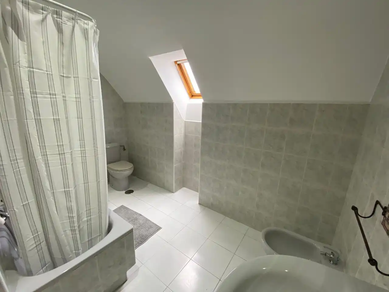 Maisonette zur Miete in Calle Jose Maria Vega, Cotolino