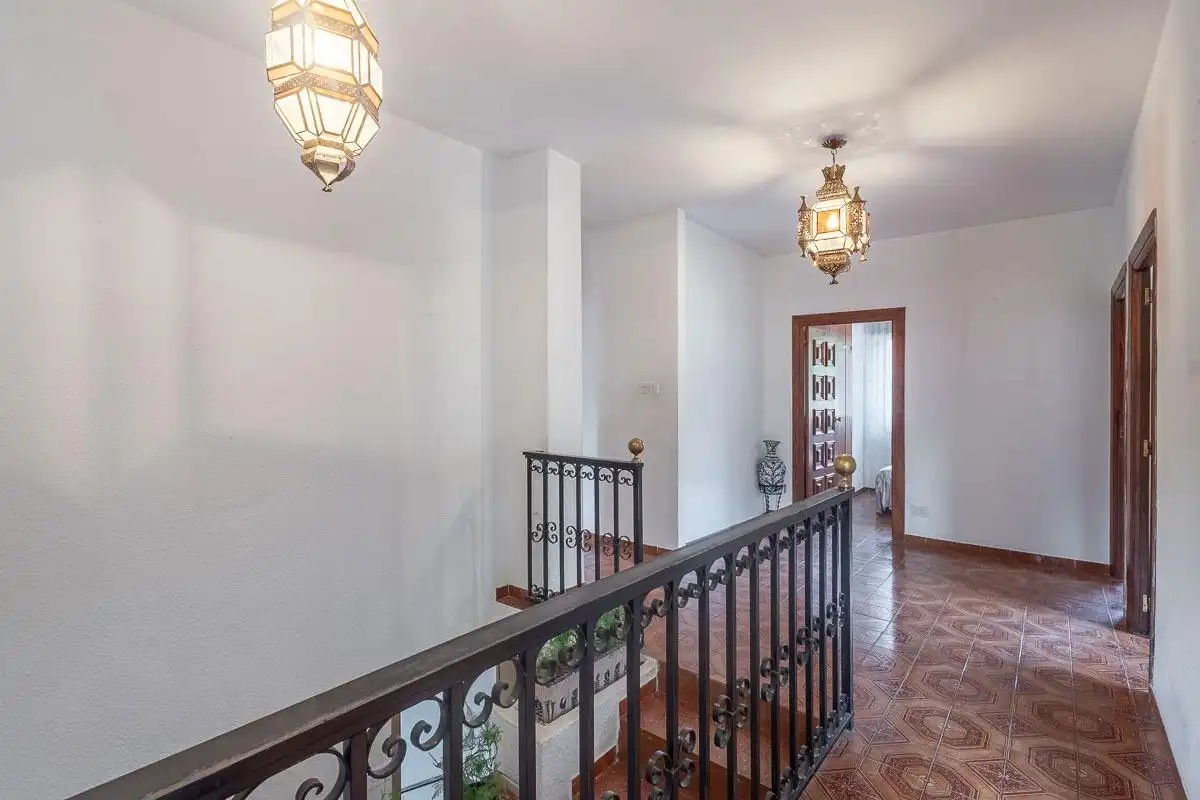 Casa o xalet en venda en Granada amb Jardí privat, Terrassa i Piscina