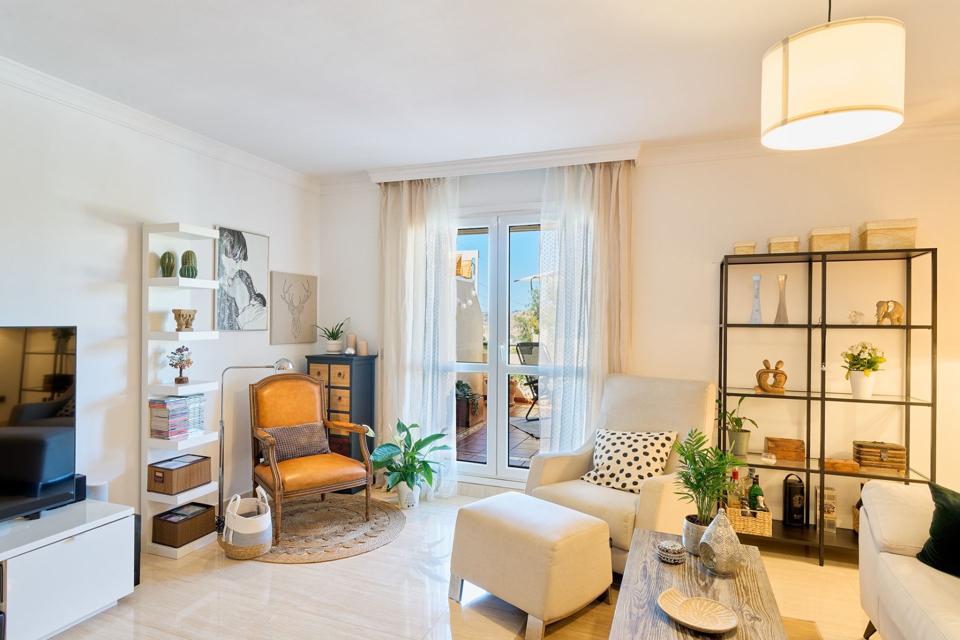 Living room of Flat for sale in Málaga Capital  with Air Conditioner, Terrace and Storage room
