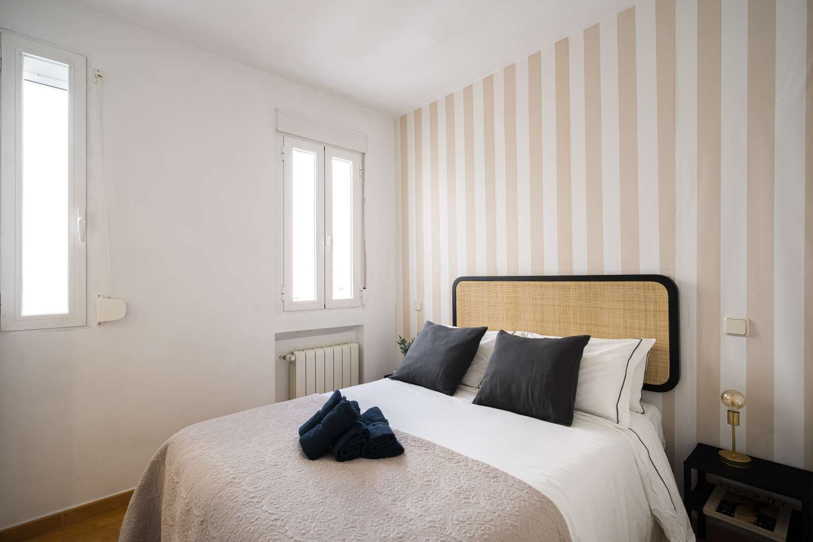 Dormitori de Apartament per a compartir en  Madrid Capital amb Aire condicionat, Calefacció i Terrassa