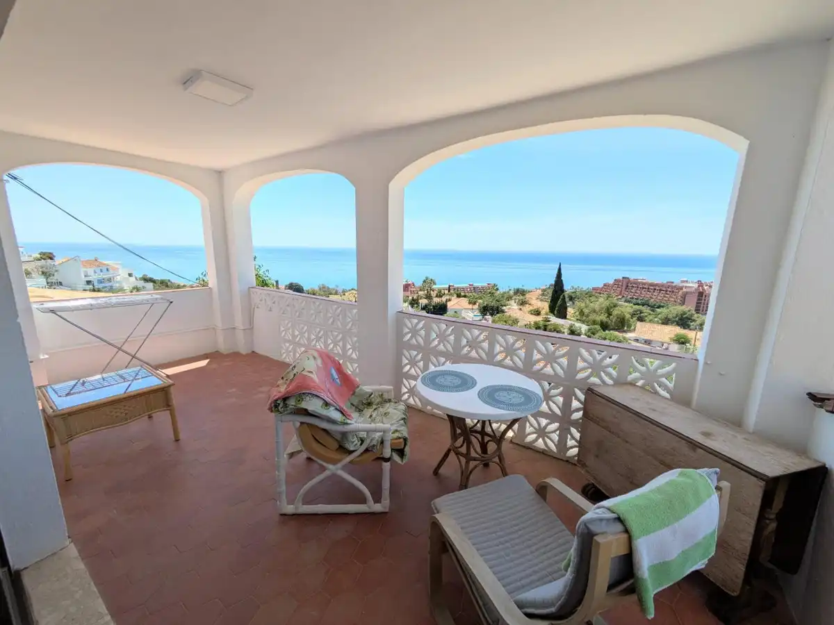Villa con piscina in vendita a Arroyo de la Miel, imagen 2