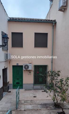 Casa-chalet en Venta en Calle Iglesia en Torreperogil