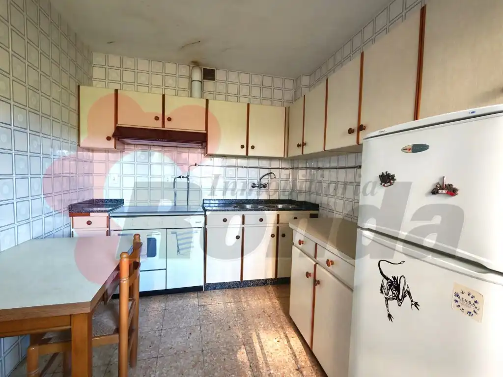 Cocina de Piso en venta en Lugo
