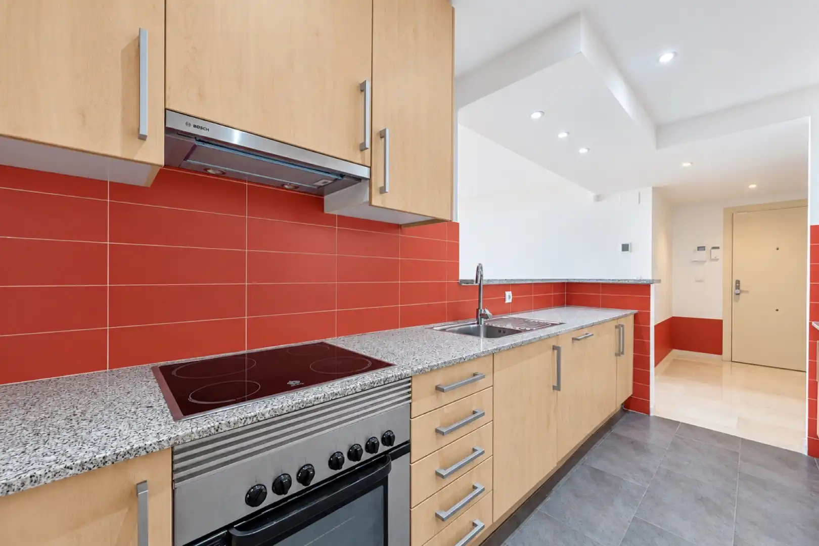 Kitchen of Apartments for sale in Calahonda 