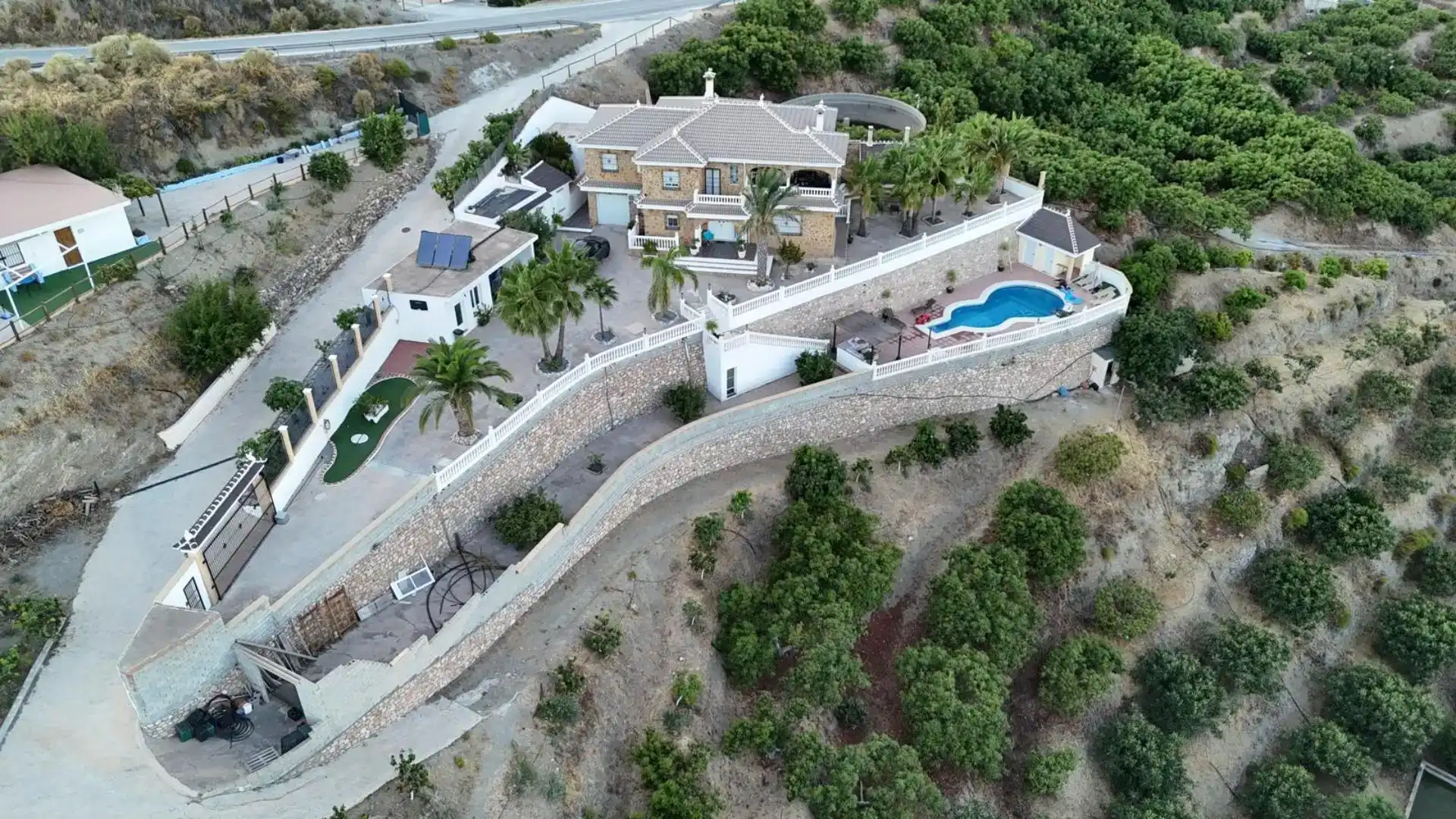 Exterior view of Houses for sale in Ítrabo  with Air Conditioner, Private garden and Swimming Pool