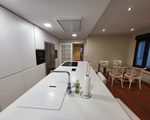 Kitchen of Flat for sale in Badajoz Capital  with Air Conditioner, Heating and Terrace