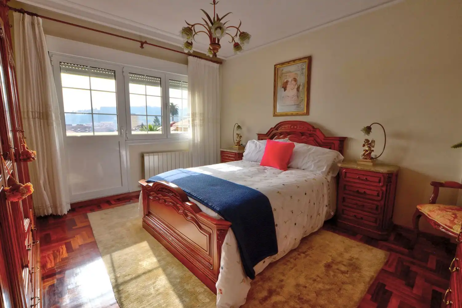 Habitación de Casa o chalet en venta en Avilés con Calefacción, Terraza y Trastero