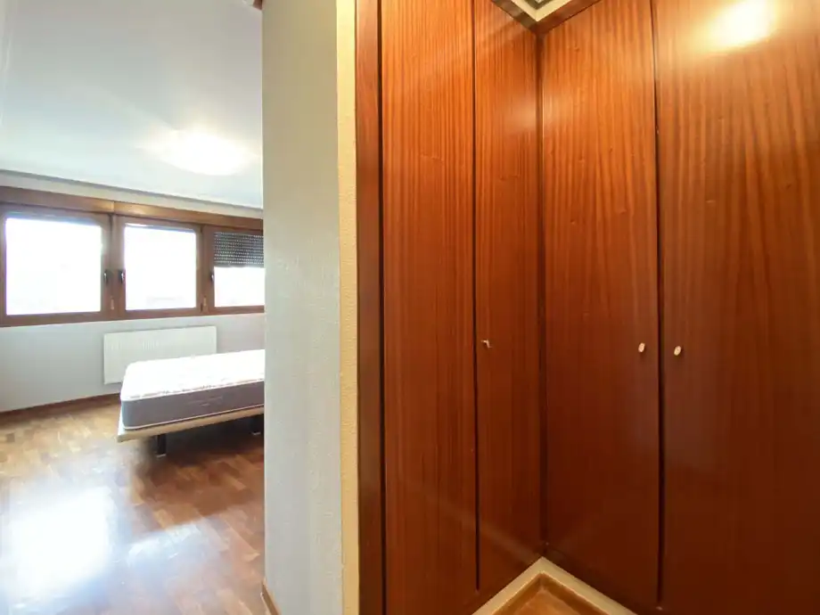 Bedroom of Flat for sale in Vitoria - Gasteiz  with Heating, Parquet flooring and Terrace