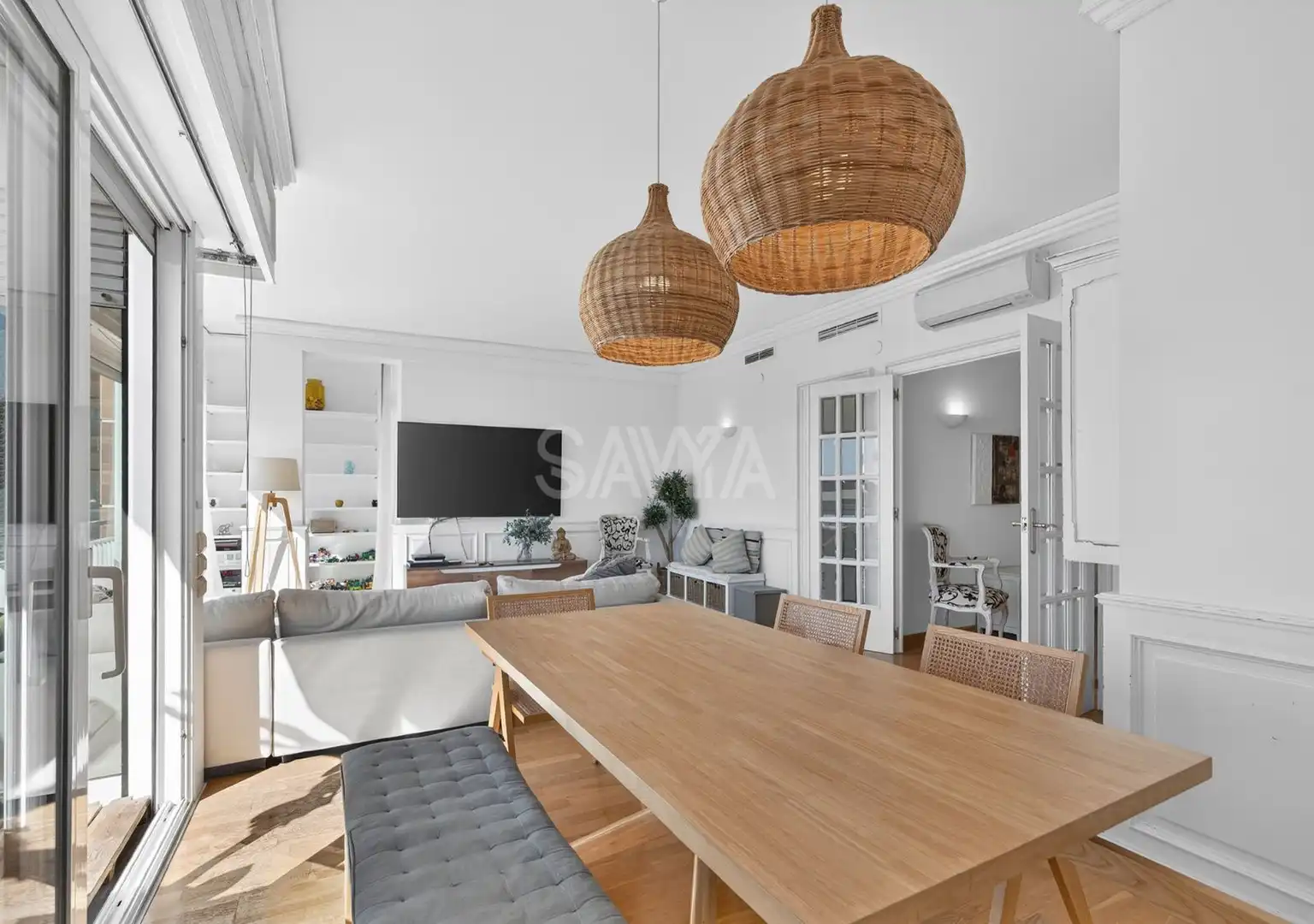 Sala de estar de Piso en venta en Barcelona con Aire acondicionado, Calefacción y Parquet