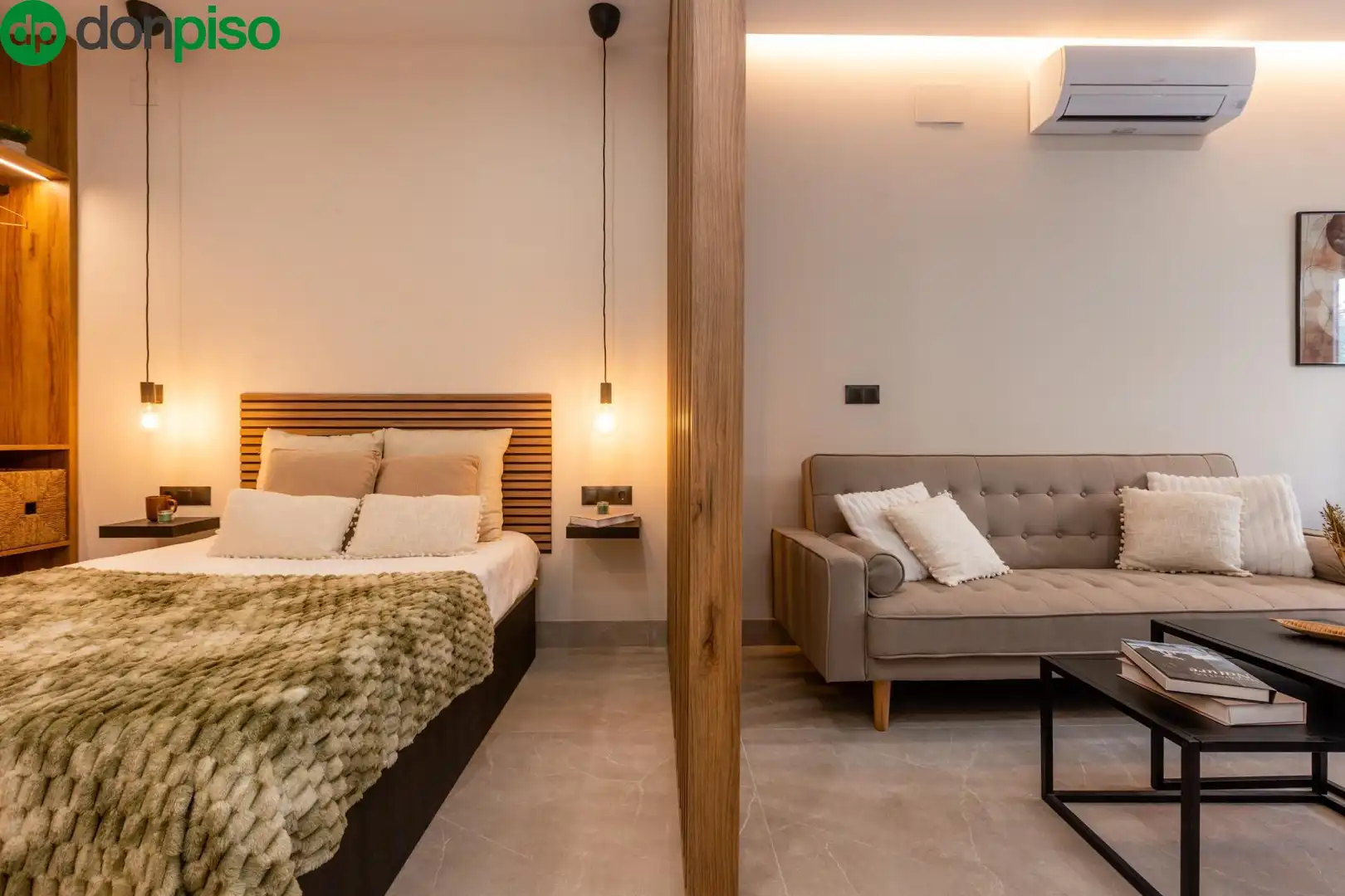 Bedroom of Study for sale in Granada  with Air Conditioner, Heating and Alarm
