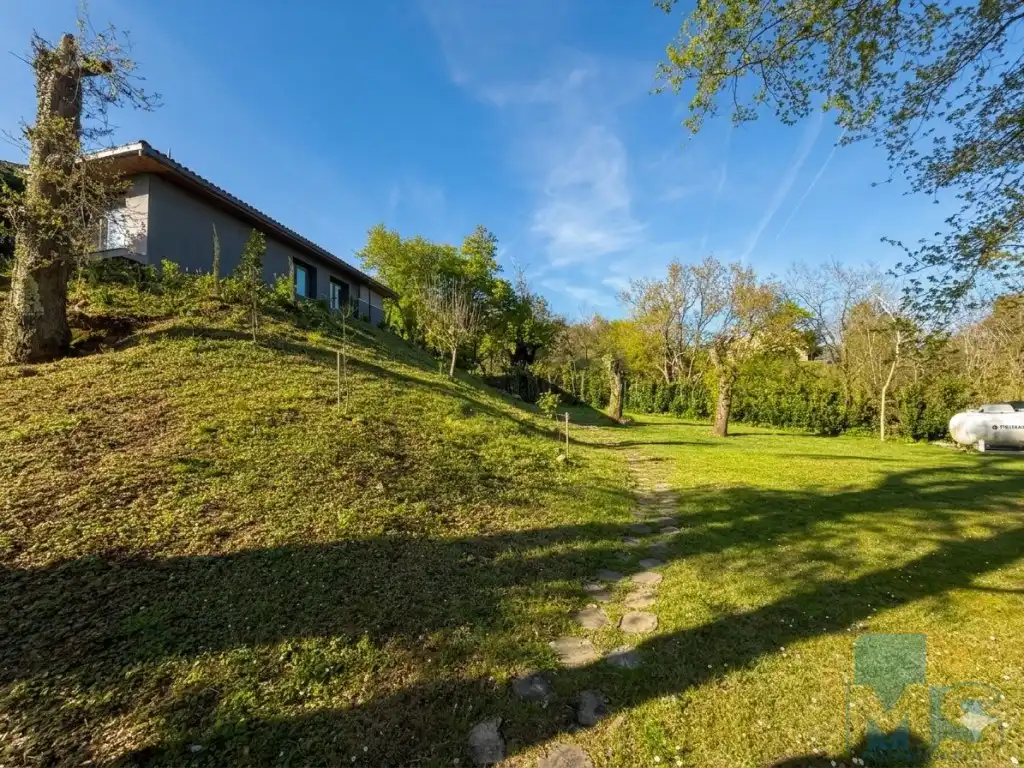 Vista exterior de Casa o chalet en venta en Hondarribia con Jardín privado, Piscina y Amueblado