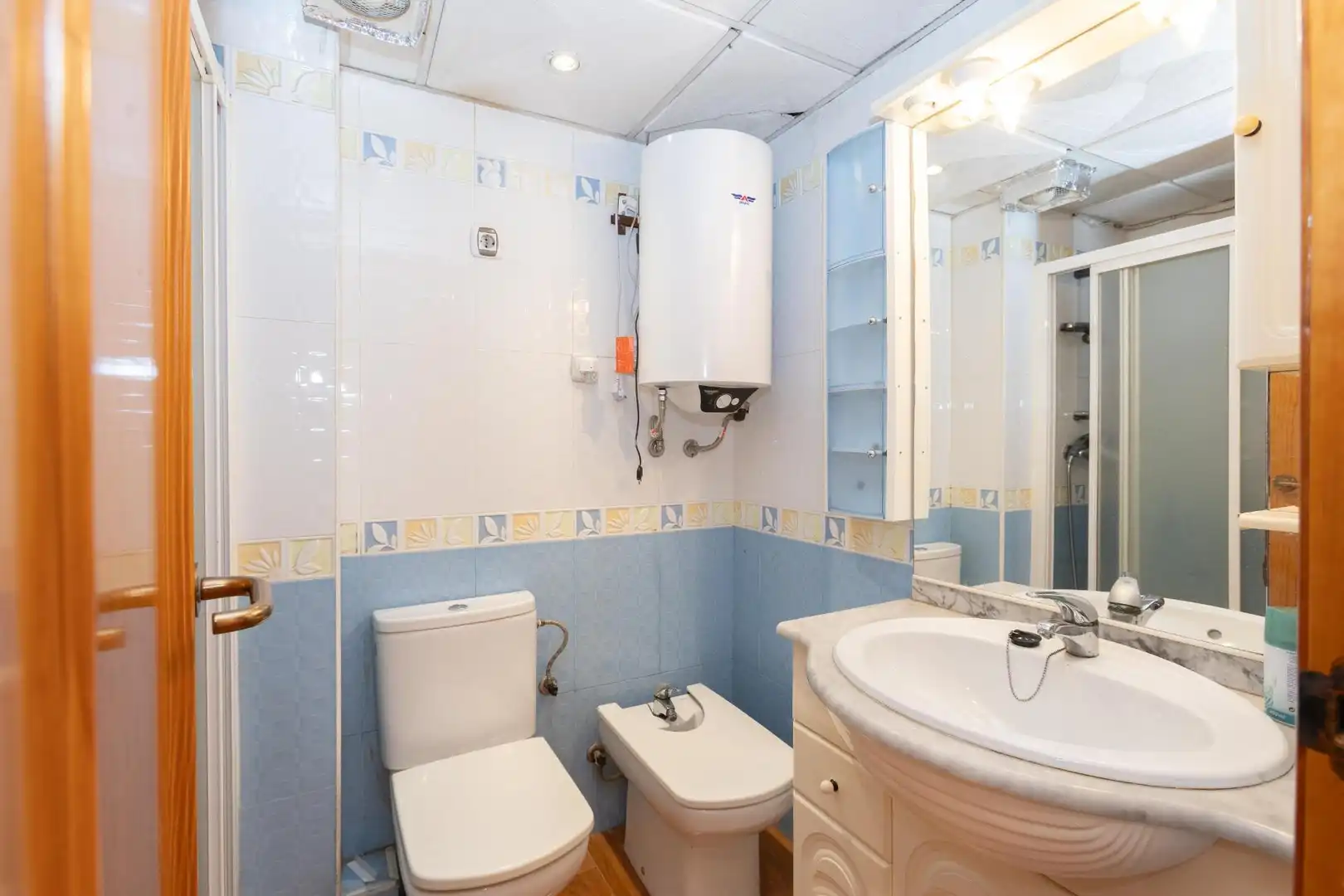 Baño de Piso en venta en Málaga con Aire acondicionado, Parquet y Alarma