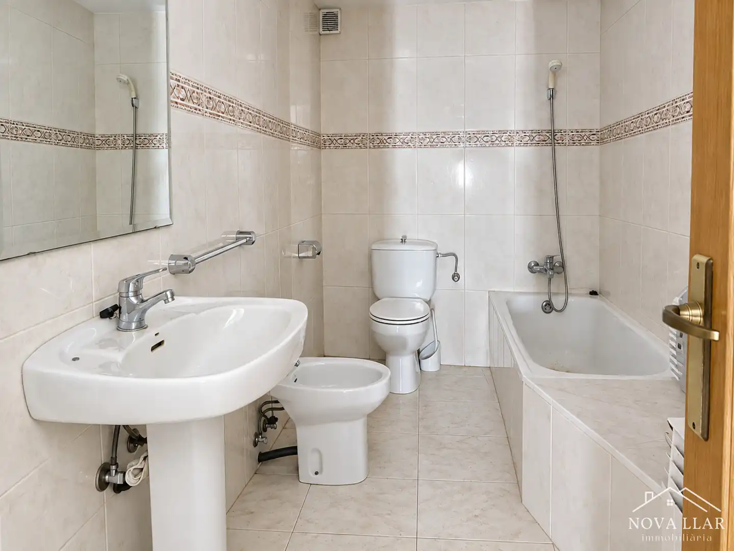 Piso con terraza en venta en Carrer de Ribes, imagen 18