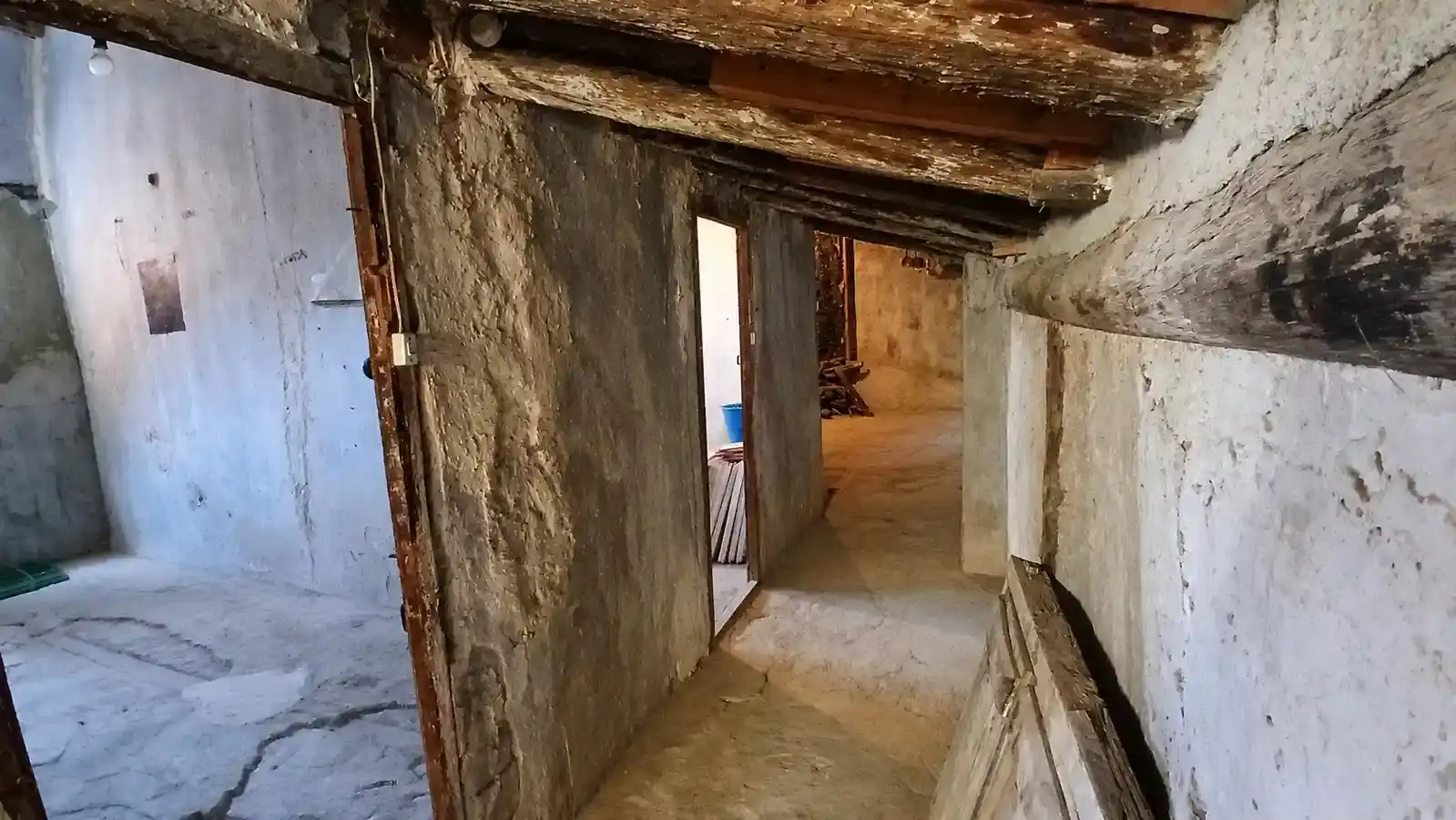 Casa adosada en venda en Valderrobres amb Moblat i Balcó