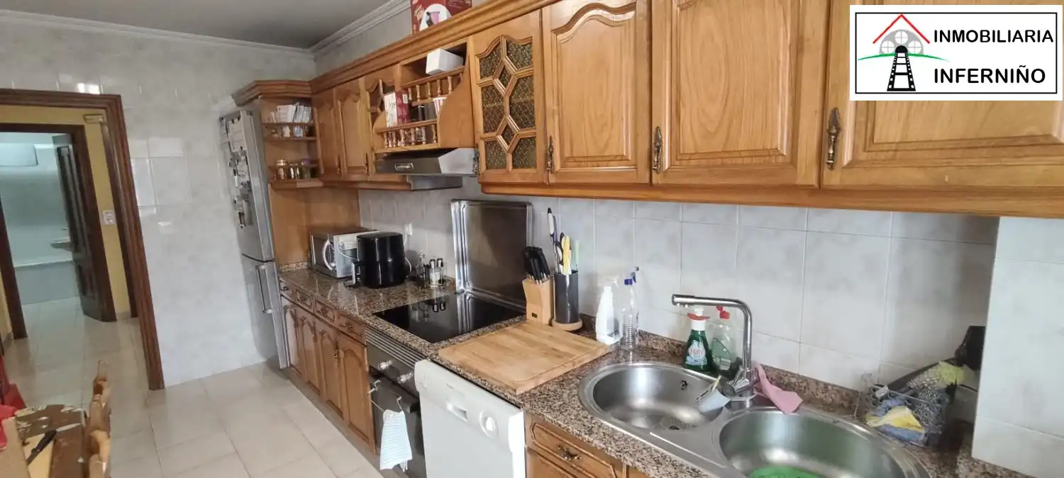 Cuina de Pis en venda en Ferrol amb Terrassa i Traster