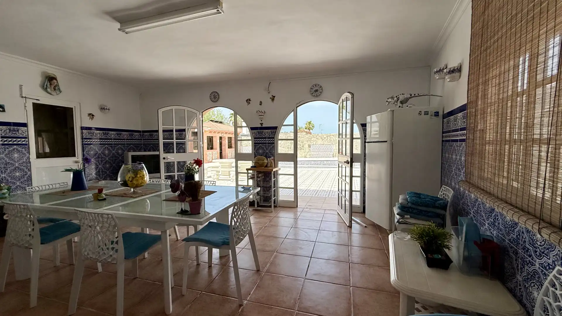 Cocina de Casa o chalet en venta en Chiclana de la Frontera con Aire acondicionado, Calefacción y Jardín privado