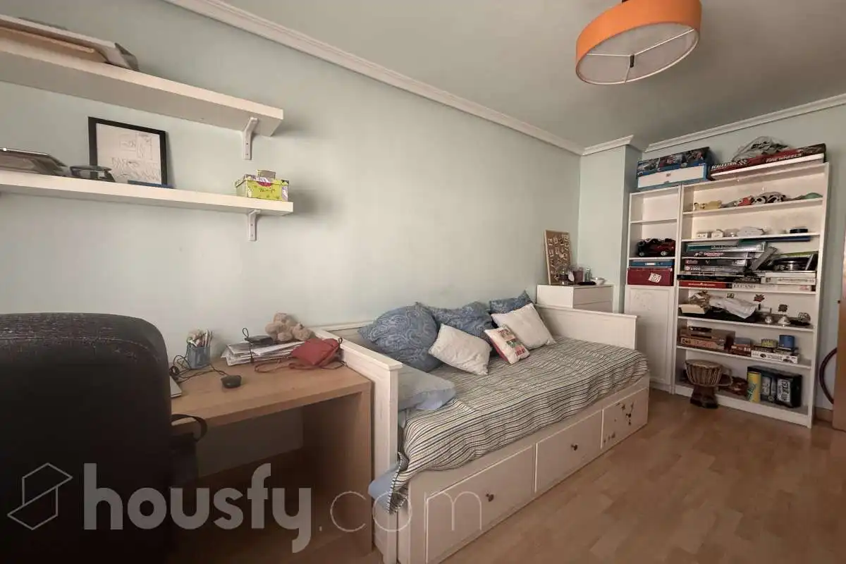 Schlafzimmer von Maisonette zur Miete in Madrid mit Klimaanlage, Heizung und Terrasse