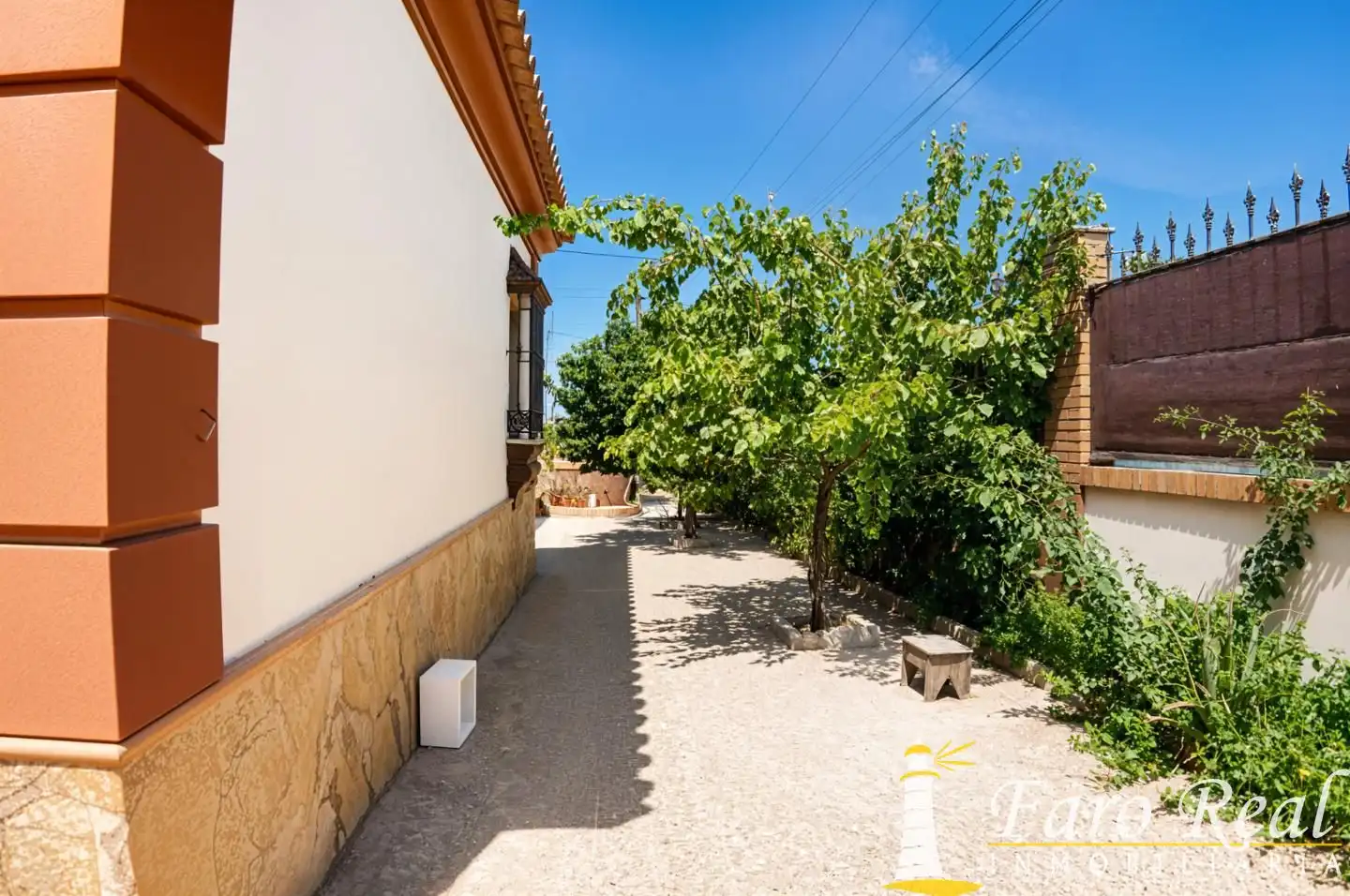 Vista exterior de Casa o xalet en venda en Sanlúcar de Barrameda
