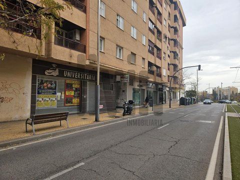 Vista exterior de Pis de lloguer en  Jaén Capital amb Aire condicionat, Calefacció i Moblat