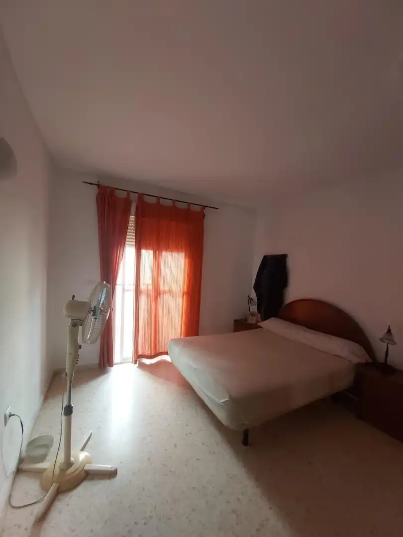 Schlafzimmer von Wohnung zum Verkauf in Utrera mit Klimaanlage, Abstellraum und Möbliert
