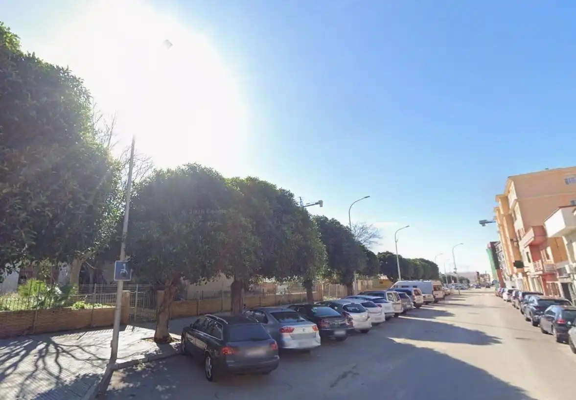 Aparcament de Casa adosada en venda en La Línea de la Concepción