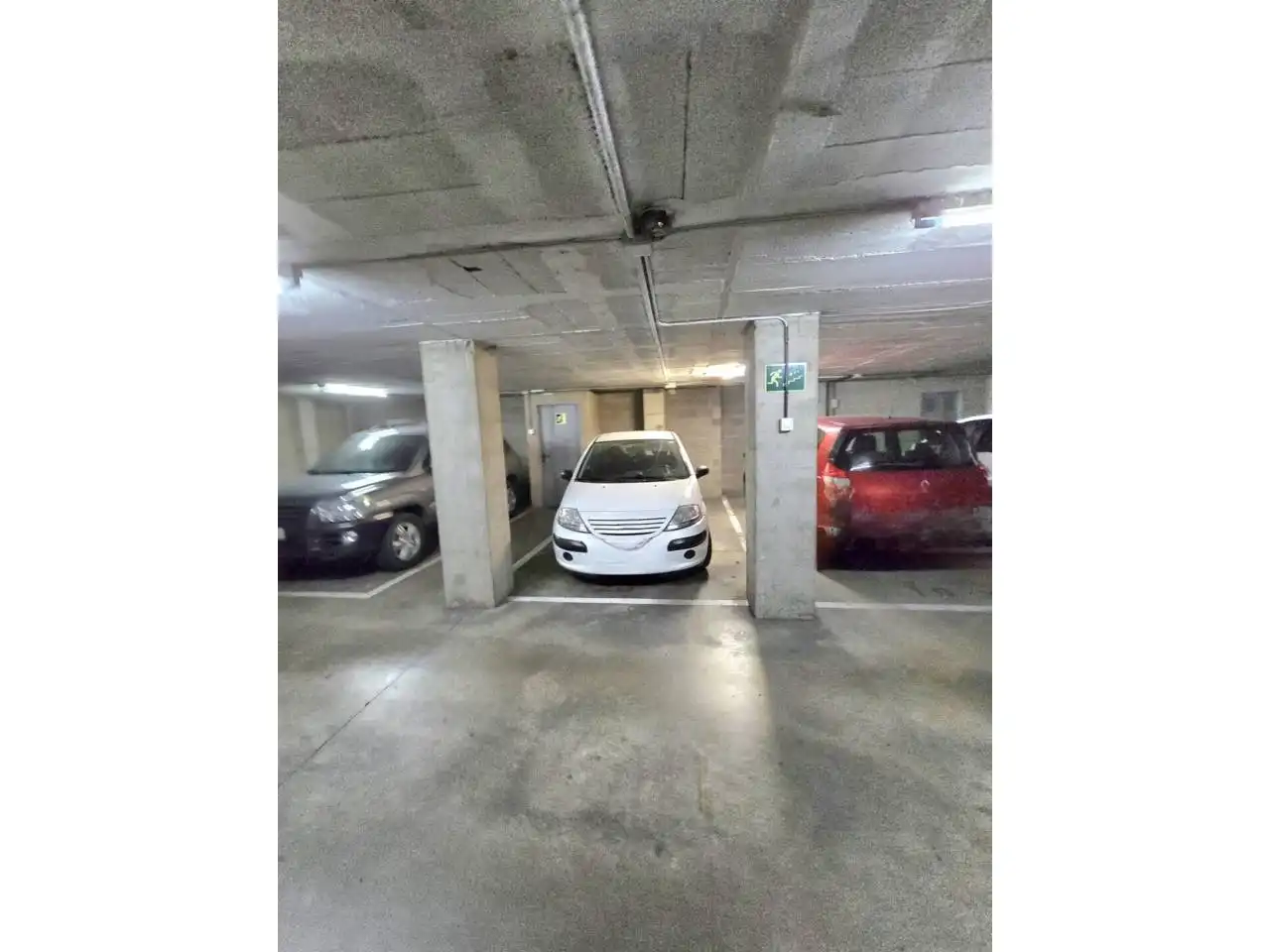 Parking de Piso en venta en Salt con Calefacción, Terraza y Trastero
