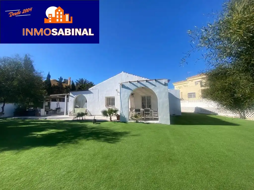 Jardín de Casa o chalet en venta en Roquetas de Mar con Aire acondicionado, Jardín privado y Piscina